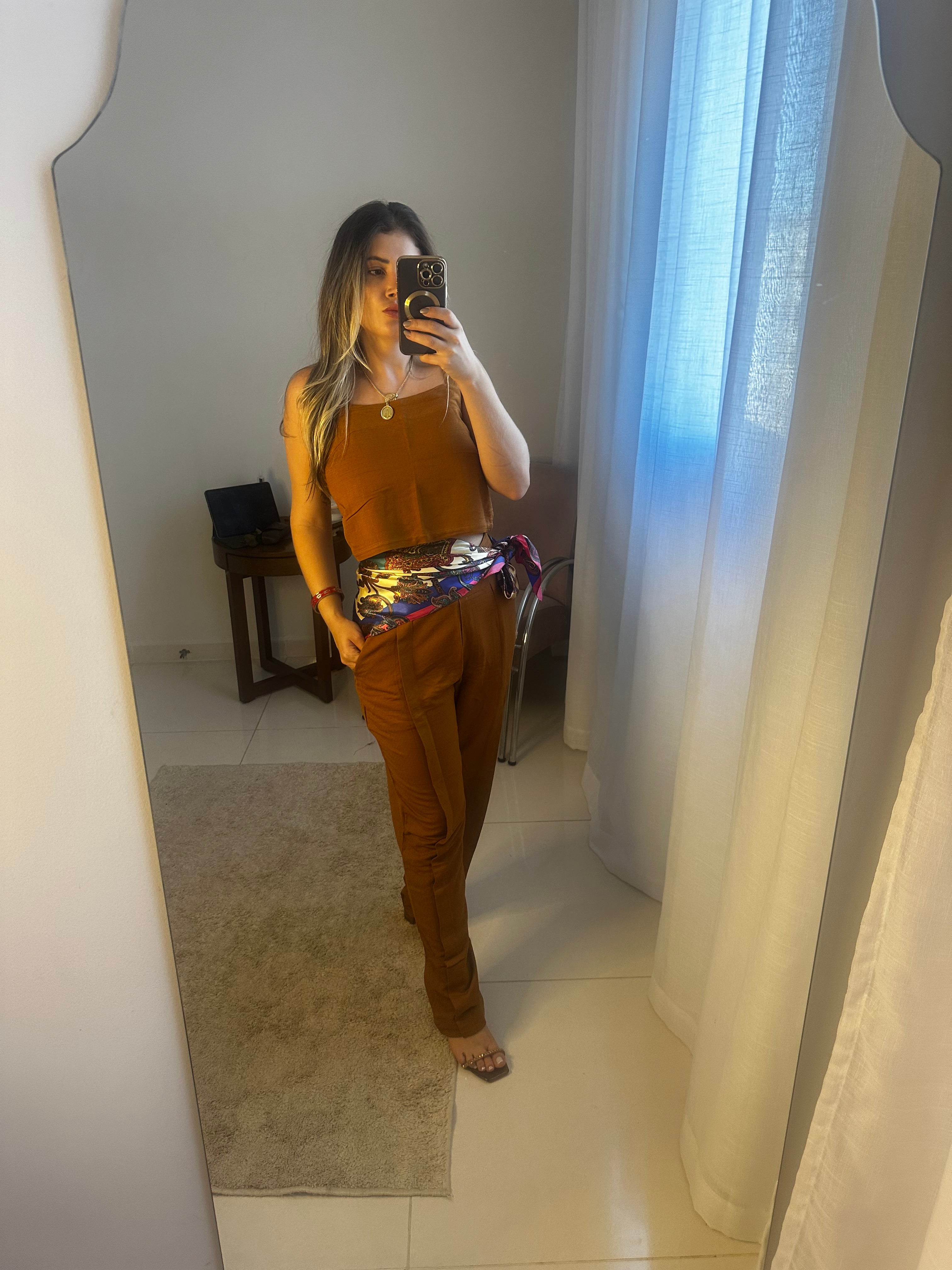 TOP ALINE